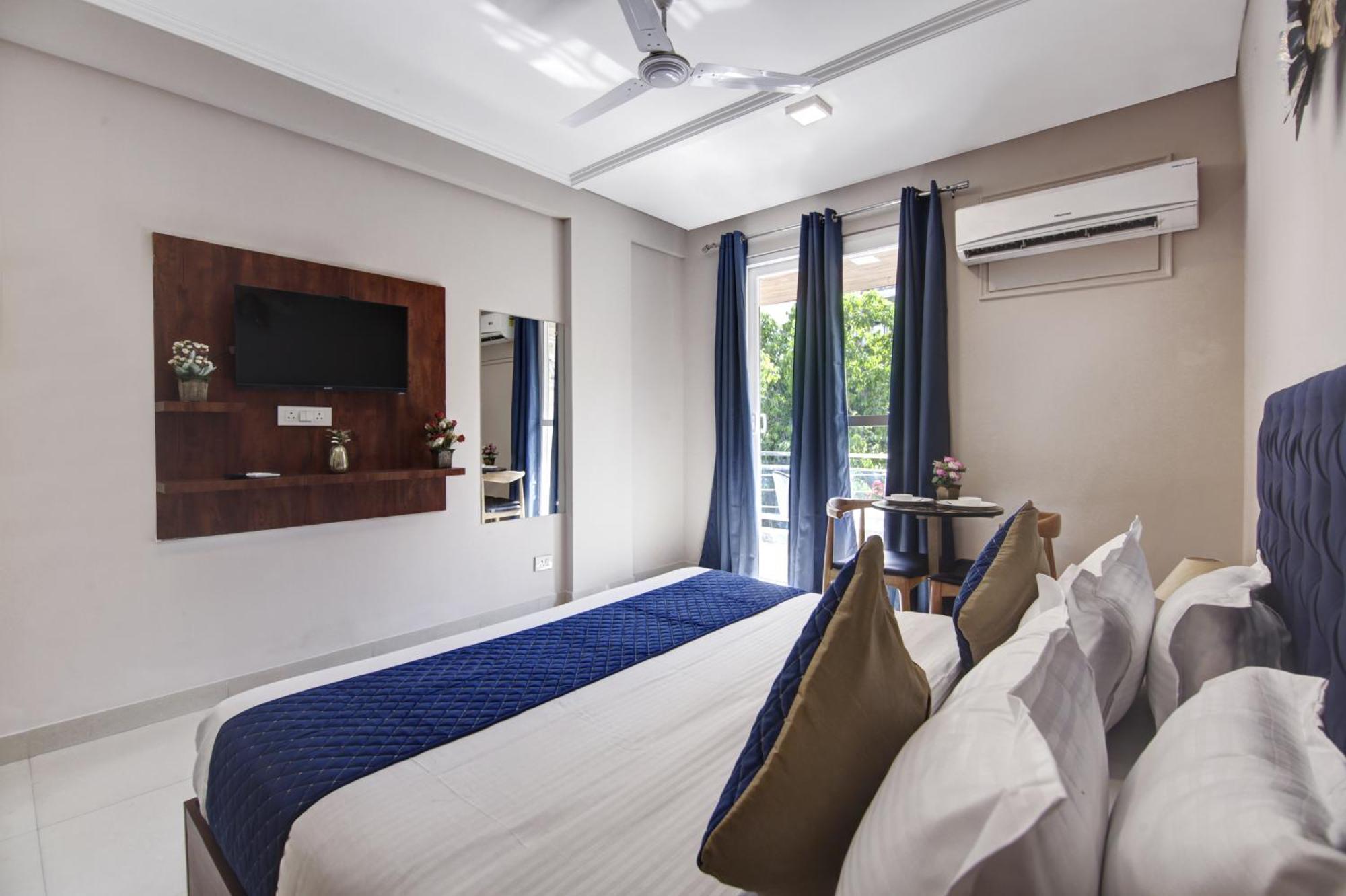 Limewood Stay - Executive Huda City Center Gurgaon Exterior photo